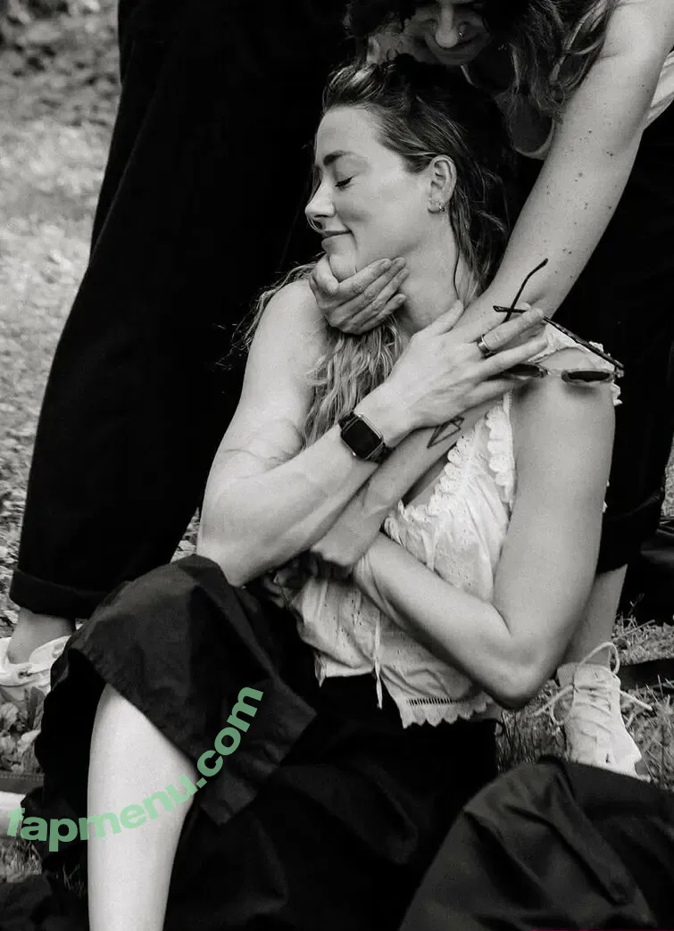Amber Heard nude photo #1058 (Amberheard / Simp Chat / realamberheard)