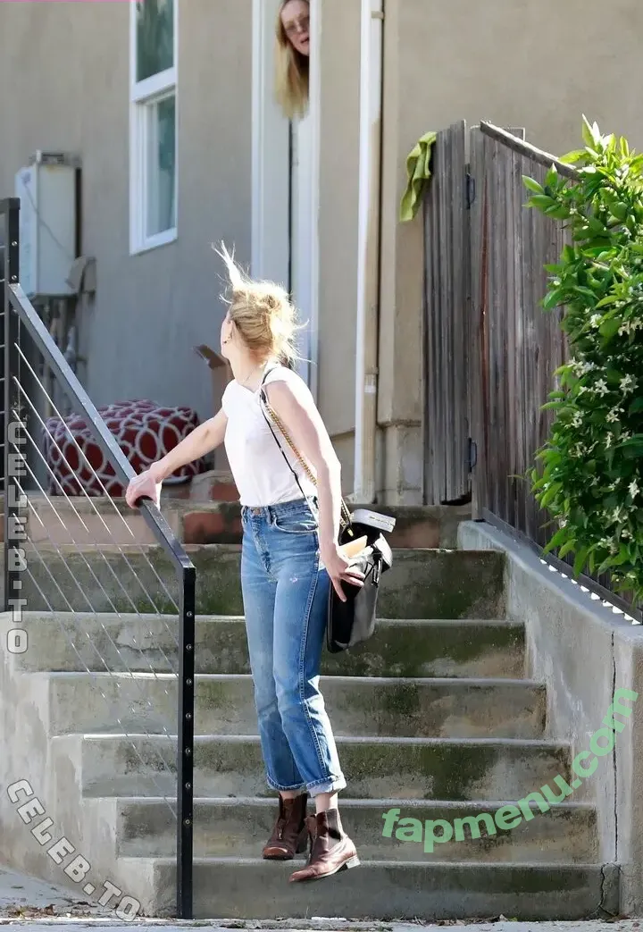 Amber Heard nude photo #1133 (Amberheard / Simp Chat / realamberheard)