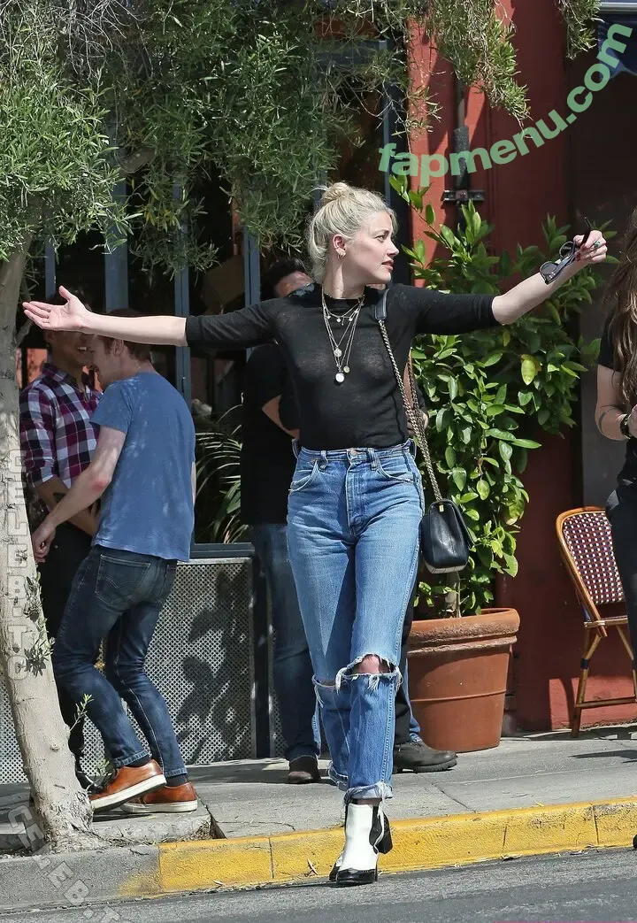 Amber Heard nude photo #1137 (Amberheard / Simp Chat / realamberheard)