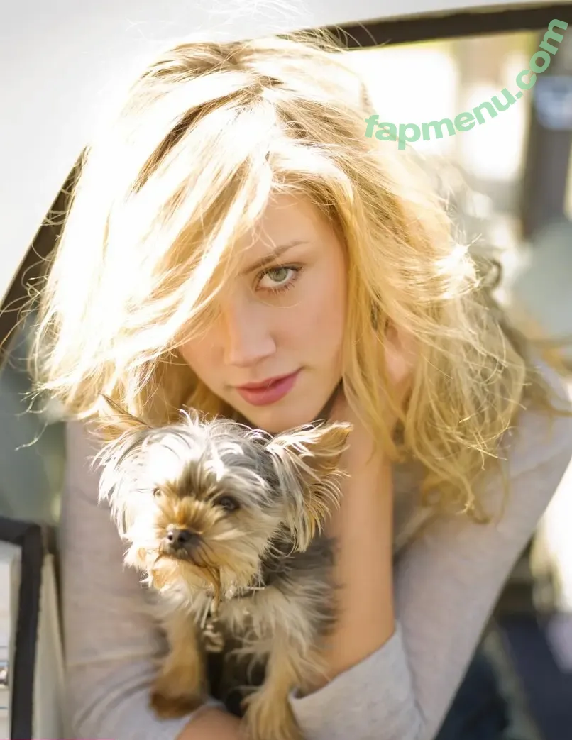 Amber Heard nude photo #1208 (Amberheard / realamberheard)