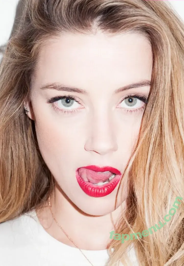 Amber Heard nude photo #1247 (Amberheard / realamberheard)