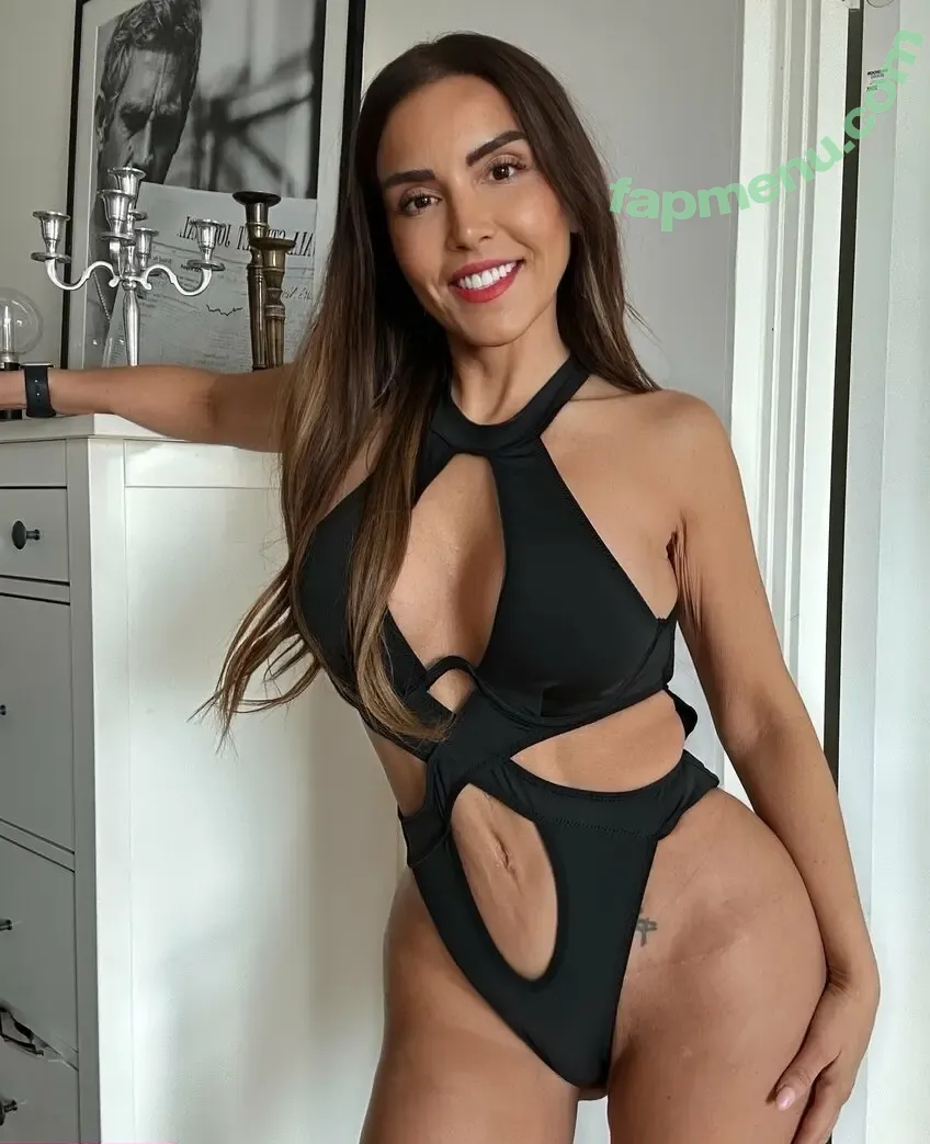 amber.johanssen nude photo #0162 (wowitsamber)