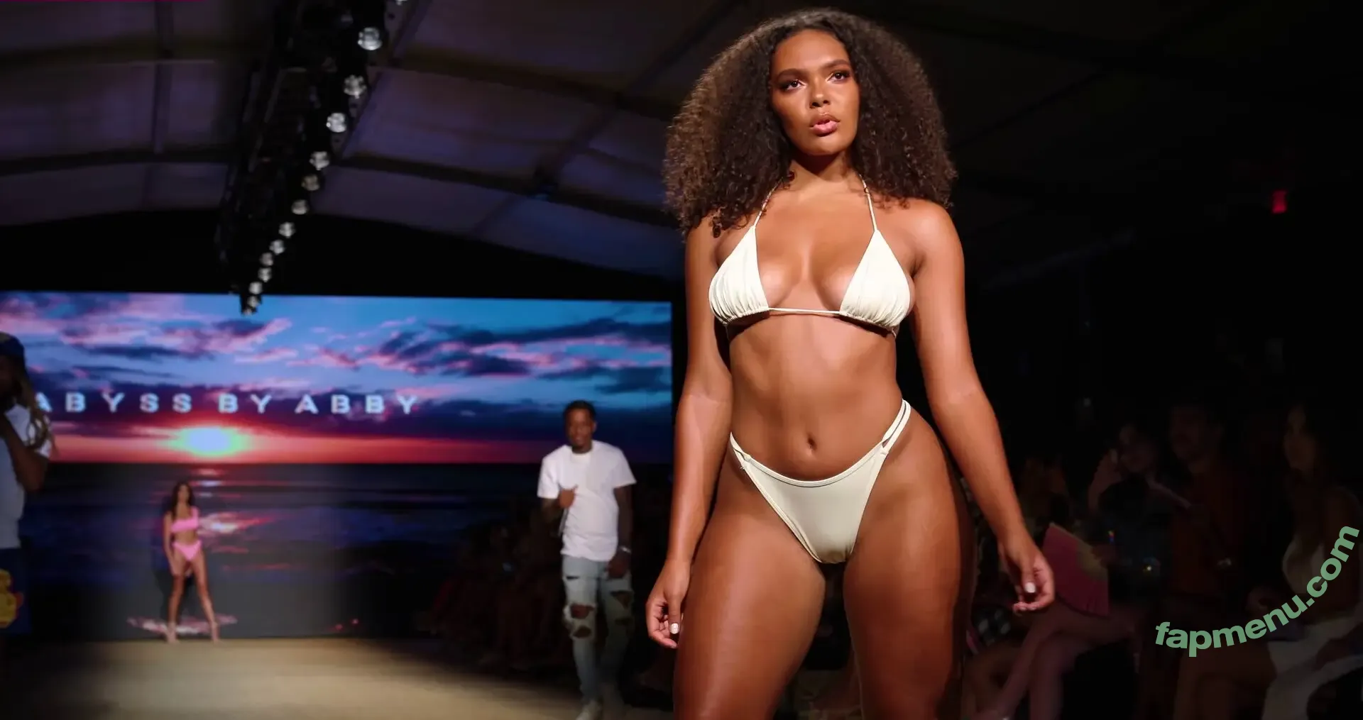 Amber Keaton nude photo #0014 (amber.cristinaa)