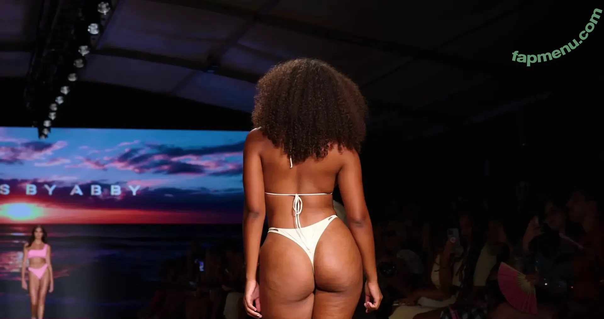 Amber Keaton nude photo #0015 (amber.cristinaa)