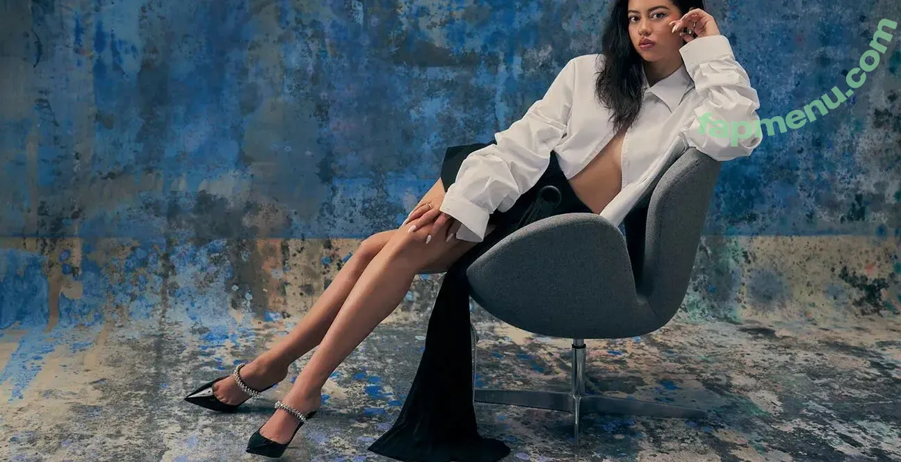 Amber Midthunder nude photo #0417 (ambermidthunder)