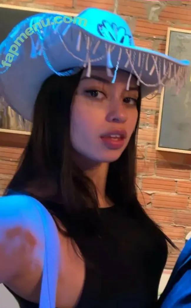 Amber Midthunder nude photo #0422 (ambermidthunder)