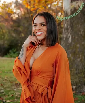 Amber Reacts / ambercharity5 nude photo #0021
