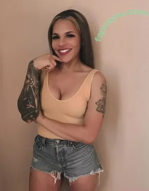 Amber Reacts / ambercharity5 nude photo #0030