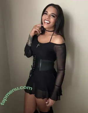 Amber Reacts / ambercharity5 nude photo #0035