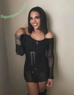 Amber Reacts / ambercharity5 nude photo #0037