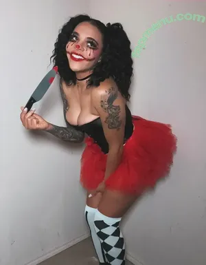 Amber Reacts / ambercharity5 nude photo #0039