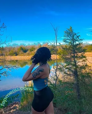 Amber Reacts / ambercharity5 nude photo #0050