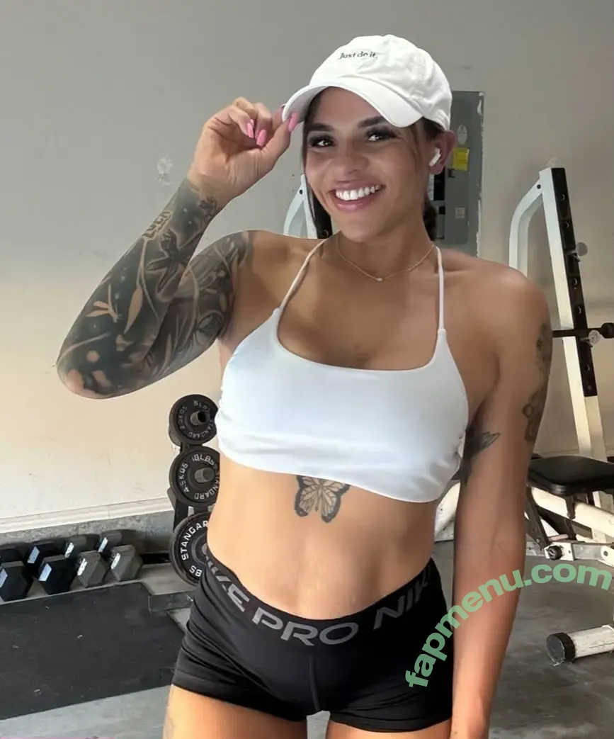 Amber Reacts nude photo #0085 (amber walker / ambercharity5)