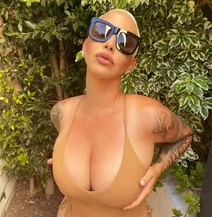Amber Rose / McConnell / amberrose / darealamberrose nude photo #0025