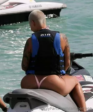 Amber Rose / McConnell / amberrose / darealamberrose nude photo #0047