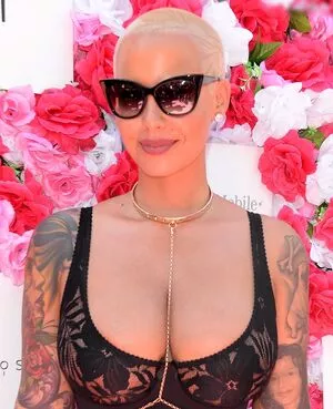 Amber Rose / McConnell / amberrose / amberrose69 / darealamberrose nude photo #0307