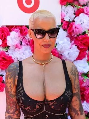 Amber Rose / McConnell / amberrose / amberrose69 / darealamberrose nude photo #0308