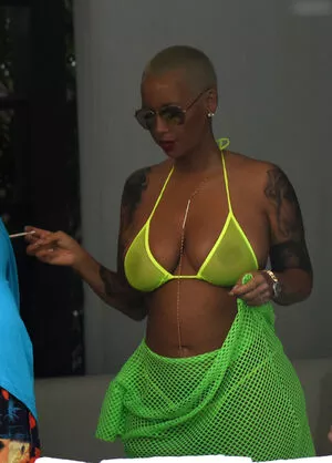 Amber Rose / McConnell / amberrose / amberrose69 / darealamberrose nude photo #0321