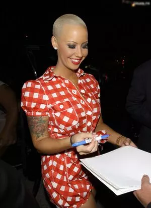 Amber Rose / McConnell / amberrose / amberrose69 / darealamberrose nude photo #0367