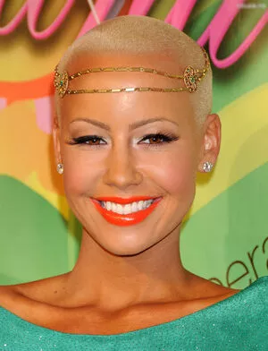 Amber Rose / McConnell / amberrose / amberrose69 / darealamberrose nude photo #0373