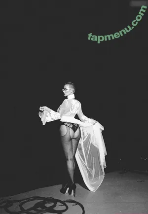 Amber Rose / amberrose nude photo #0016