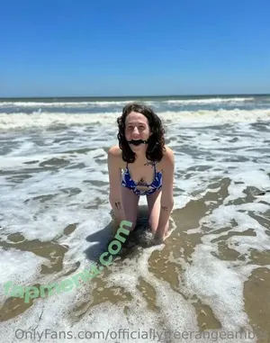 Amber Smith / freerangeamber / officallyfreerangeamber / officiallyfreerangeamber nude photo #0021