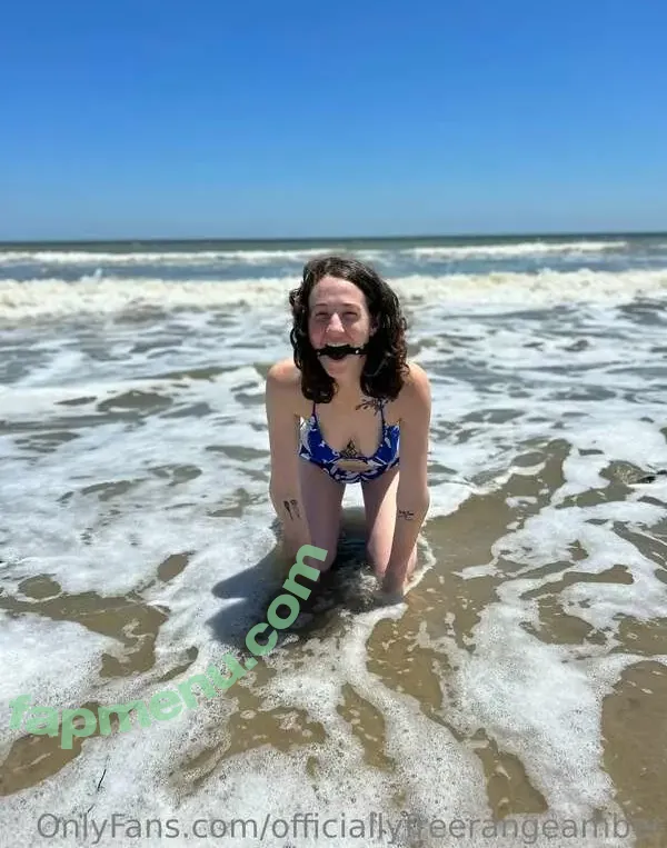 Amber Smith nude photo #0021 (freerangeamber / officallyfreerangeamber / officiallyfreerangeamber)