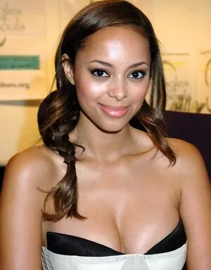 Amber Stevens West / amberonistevenswest / amberstevens nude photo #0061