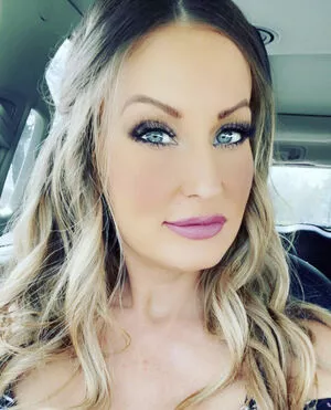 AmberHaines26 / Ambiedawn26 / Cougarfans3333 nude photo #0007