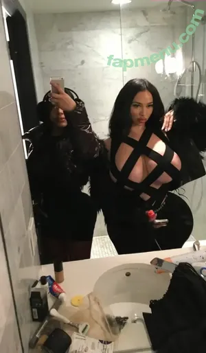 Ambernyy / amburnee nude photo #0123