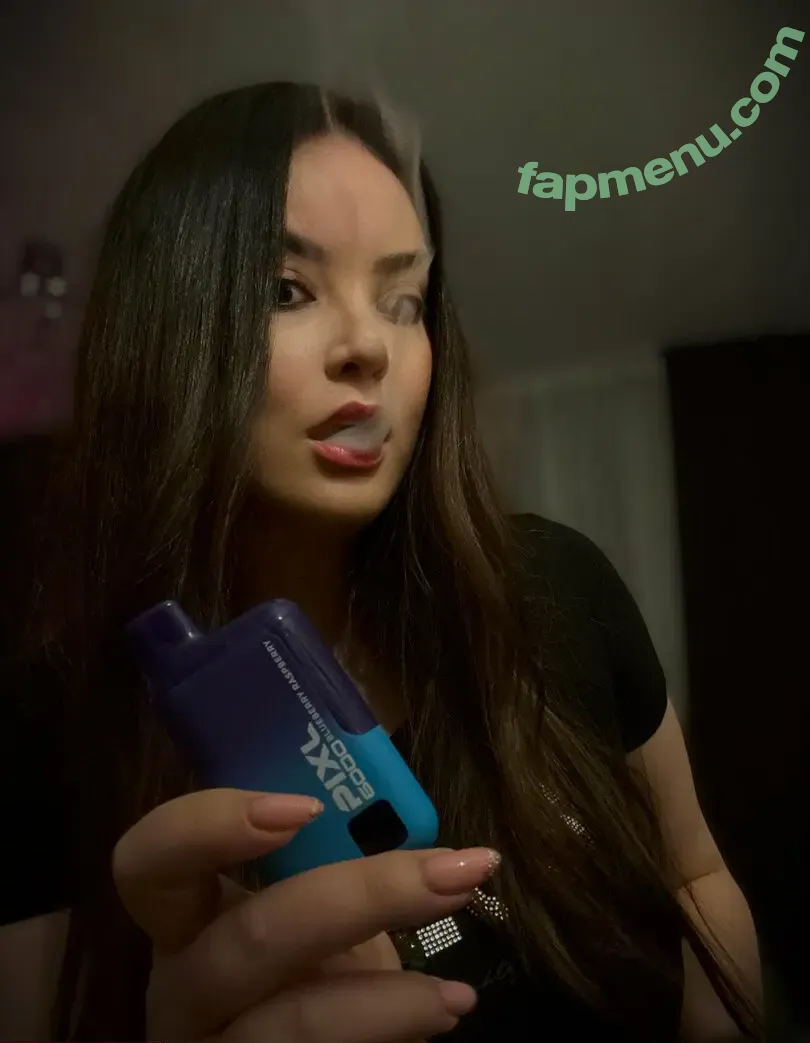 ambersmokes nude photo #0002 (ambersmokes2)