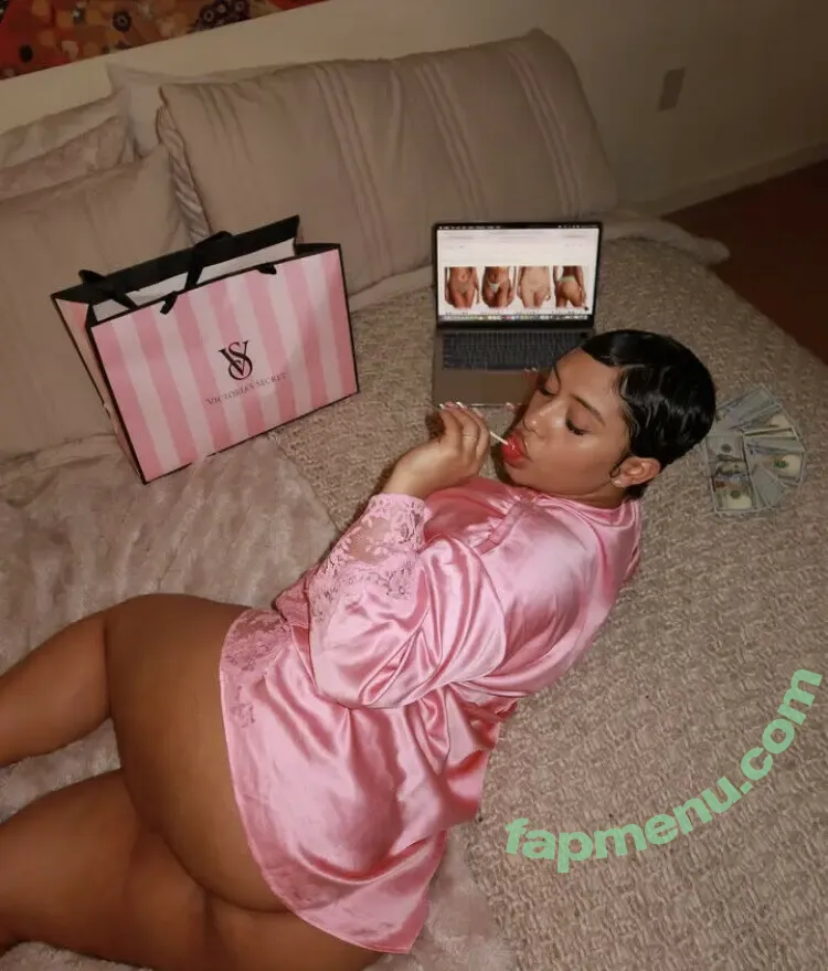 amberthickk nude photo #0069 (aamberb__)