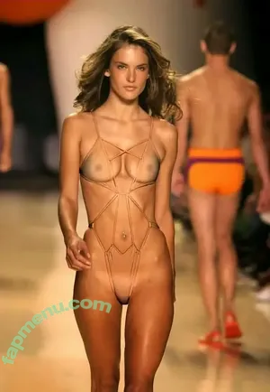  nude photo #0002