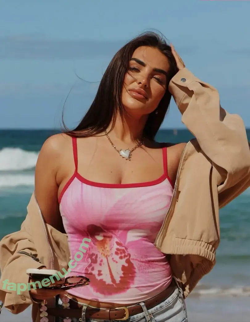 ambsphillips nude photo #0104 (Amber Phillips)