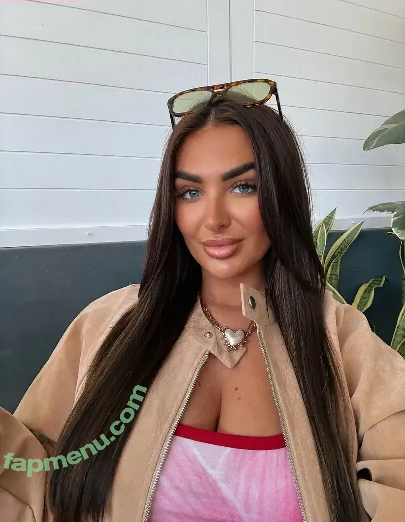 ambsphillips nude photo #0106 (Amber Phillips)