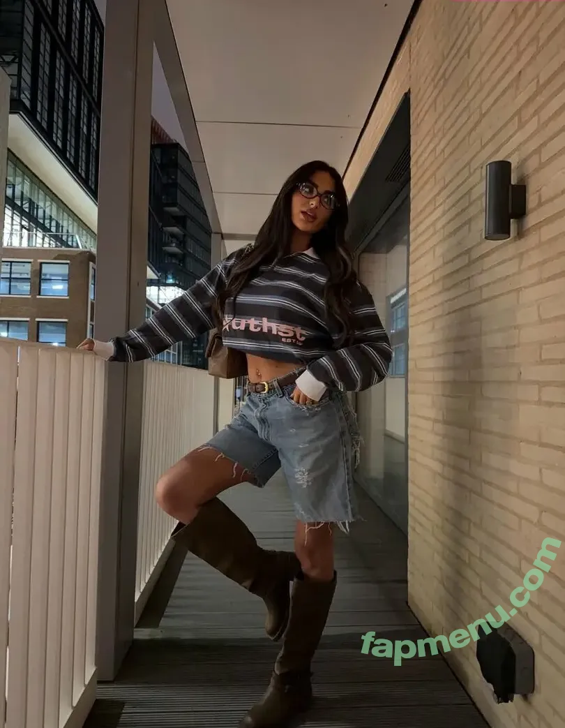 ambsphillips nude photo #0325 (Amber Phillips)