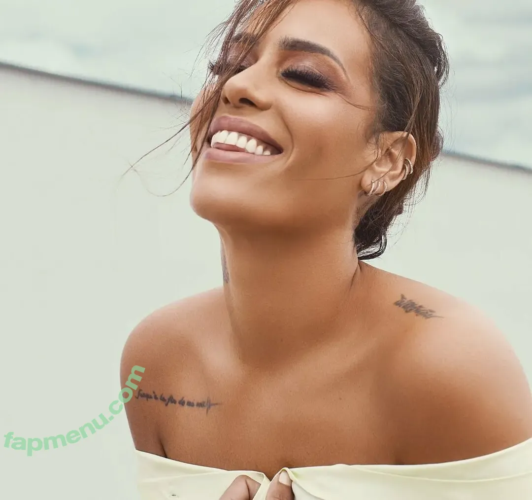 Amel Bent nude photo #0009 (Amel Bent)