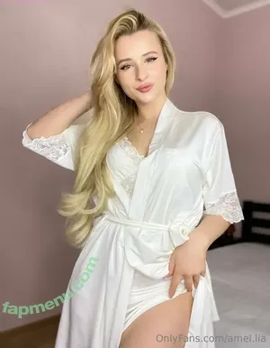 amel.lia / Amelia / Mia / lyameylya nude photo #0099