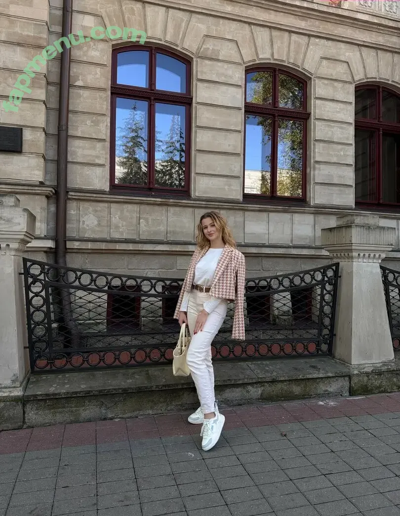 amel.lia nude photo #0120 (Amelia / Mia / lyameylya)