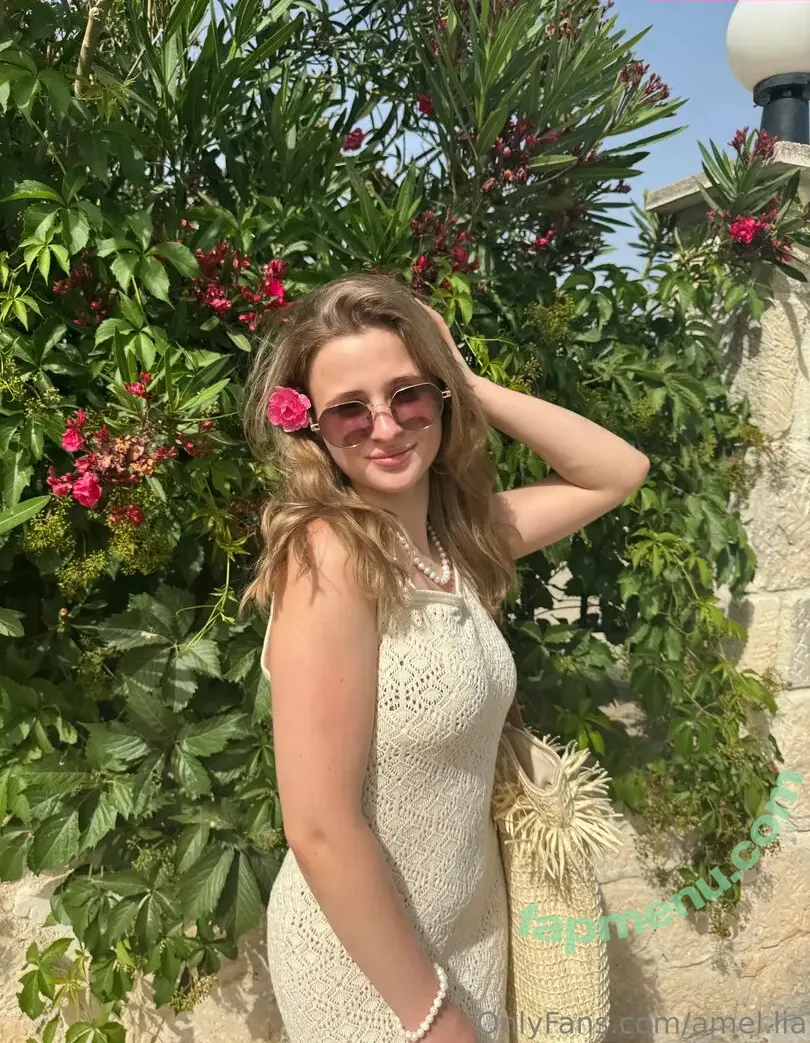 amel.lia nude photo #0121 (Amelia / Mia / lyameylya)