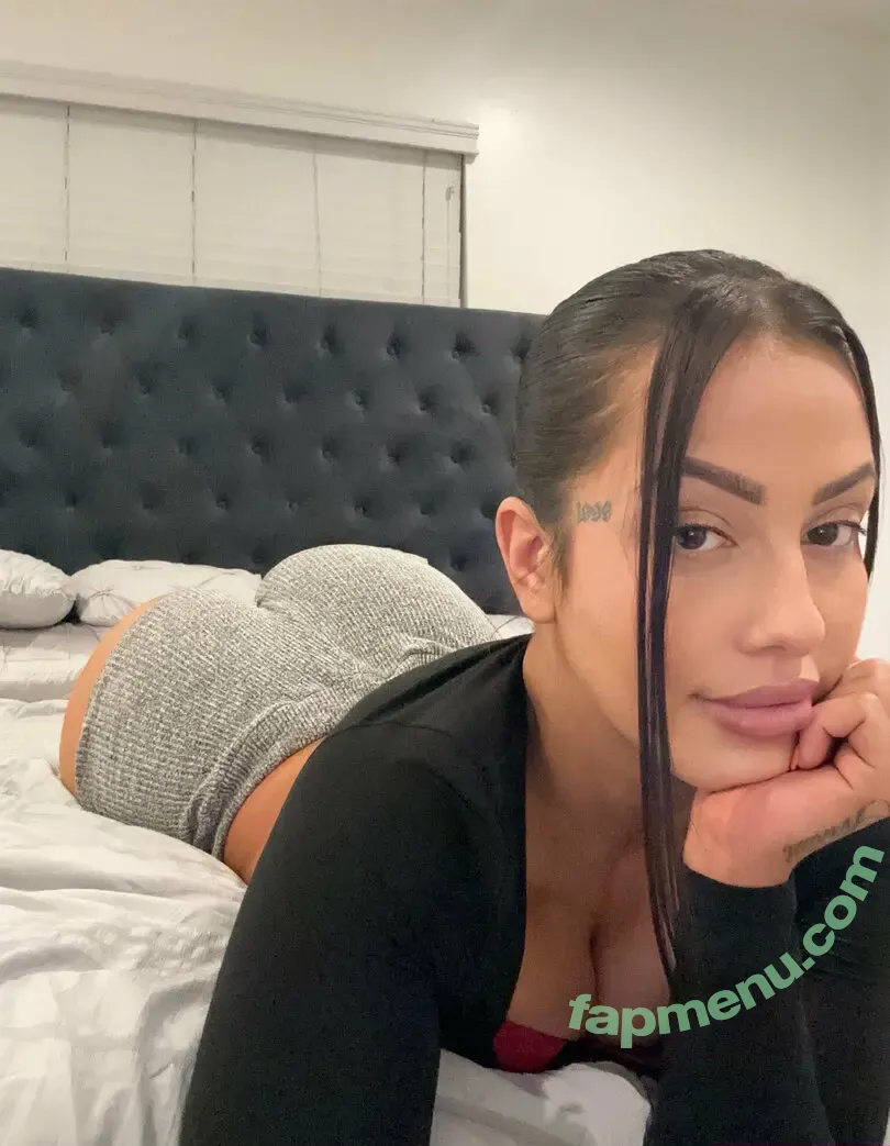 amelaomorrr nude photo #0022 (amelaomor)