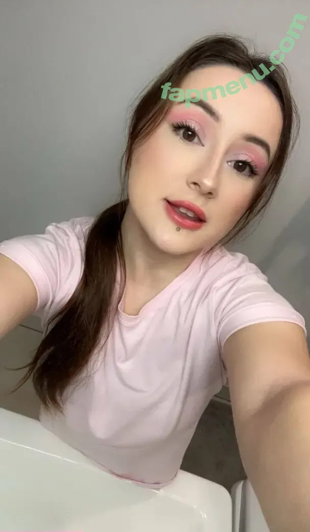 Ameli Kanari nude photo #0075 (EtherealKiss_ / ameli_kanari / ameliakanaris)