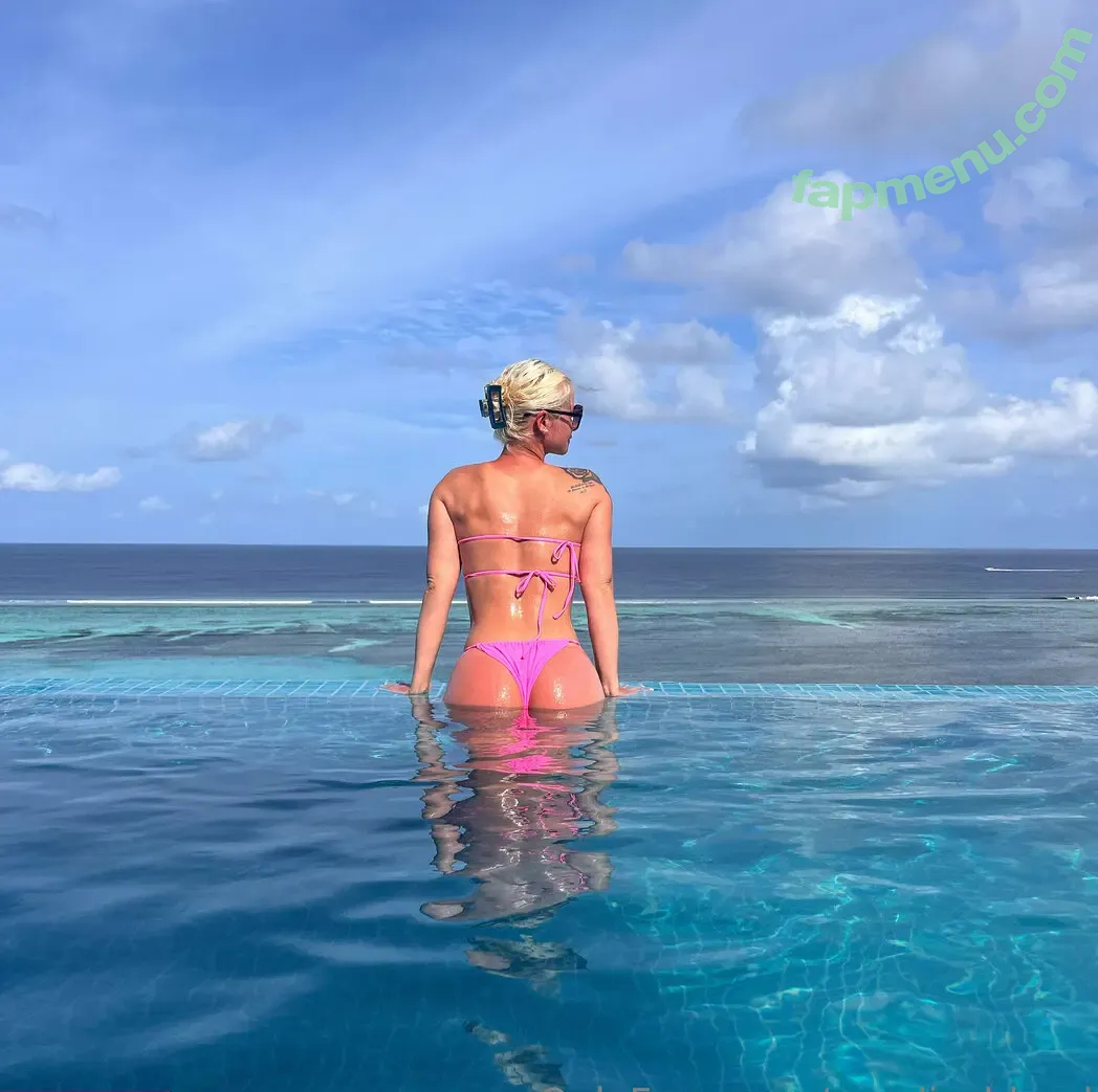 amelia_blond nude photo #0002 (amelia_blond)