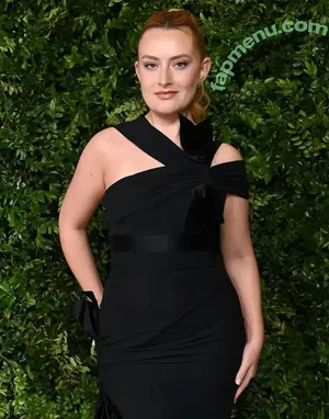 Amelia Dimoldenberg / ameliadimz / emilynudess nude photo #0772