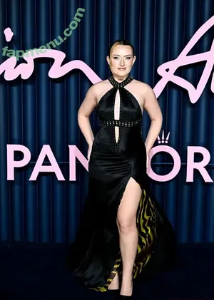 Amelia Dimoldenberg / ameliadimz / emilynudess nude photo #0783