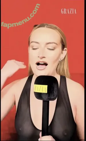 Amelia Dimoldenberg / ameliadimz nude photo #0796