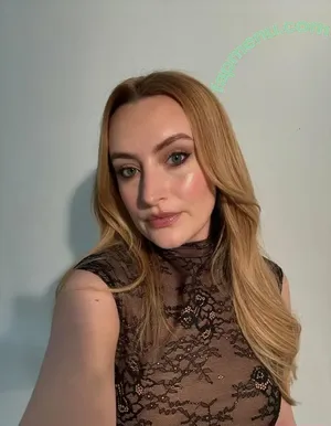 Amelia Dimoldenberg / ameliadimz / emilynudess nude photo #0802