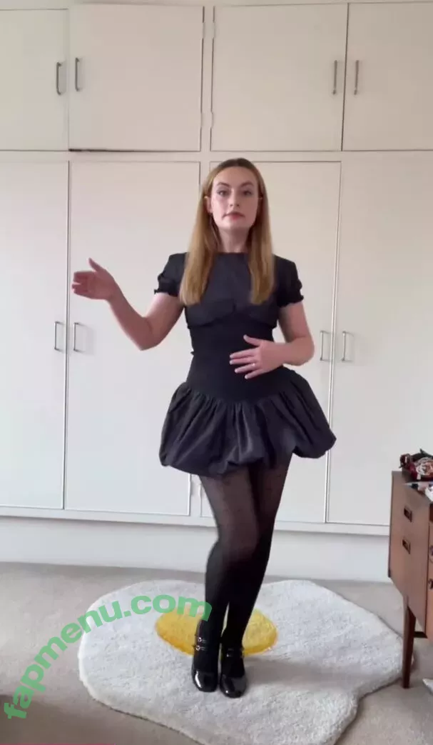 Amelia Dimoldenberg nude photo #0198 (ameliadimz / emilynudess)