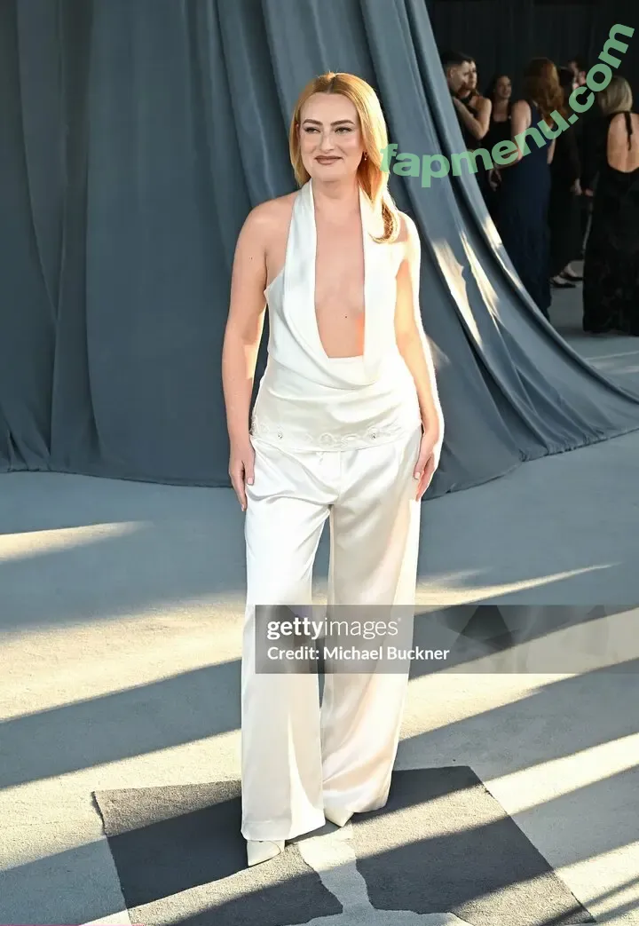 Amelia Dimoldenberg nude photo #0754 (ameliadimz / emilynudess)