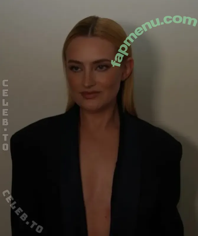 Amelia Dimoldenberg nude photo #0776 (ameliadimz / emilynudess)